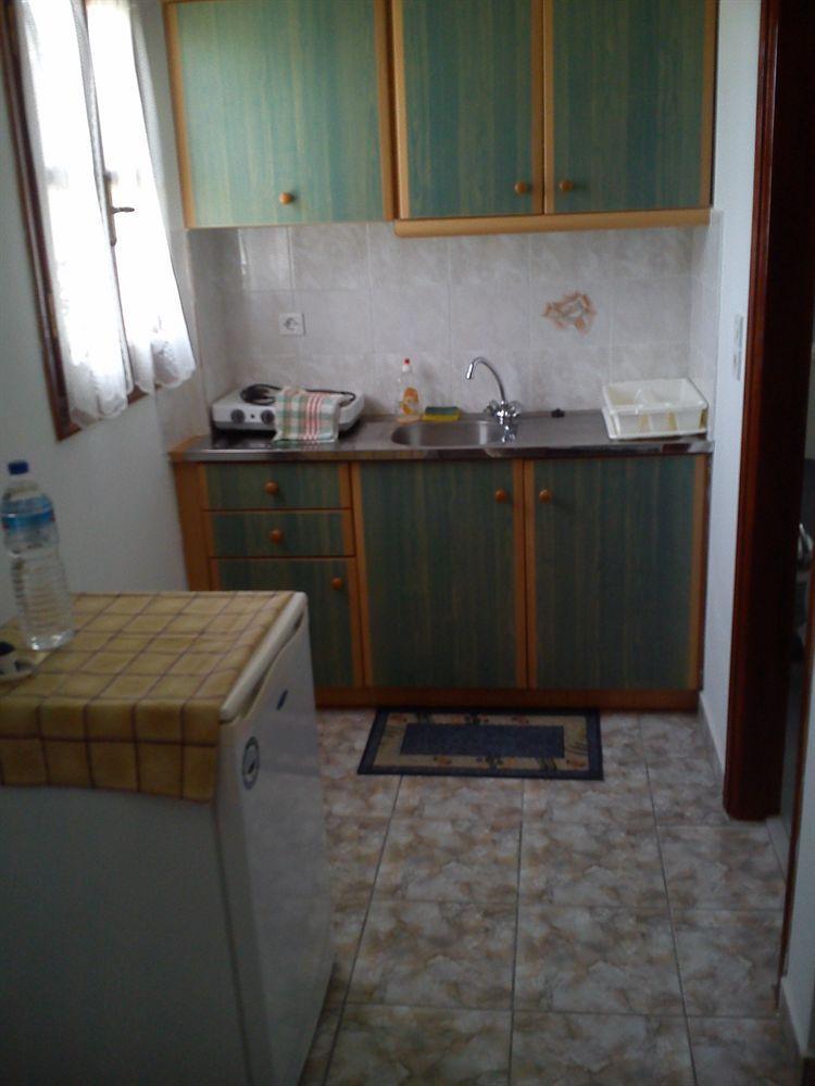 Marina Studios Tilos Luaran gambar