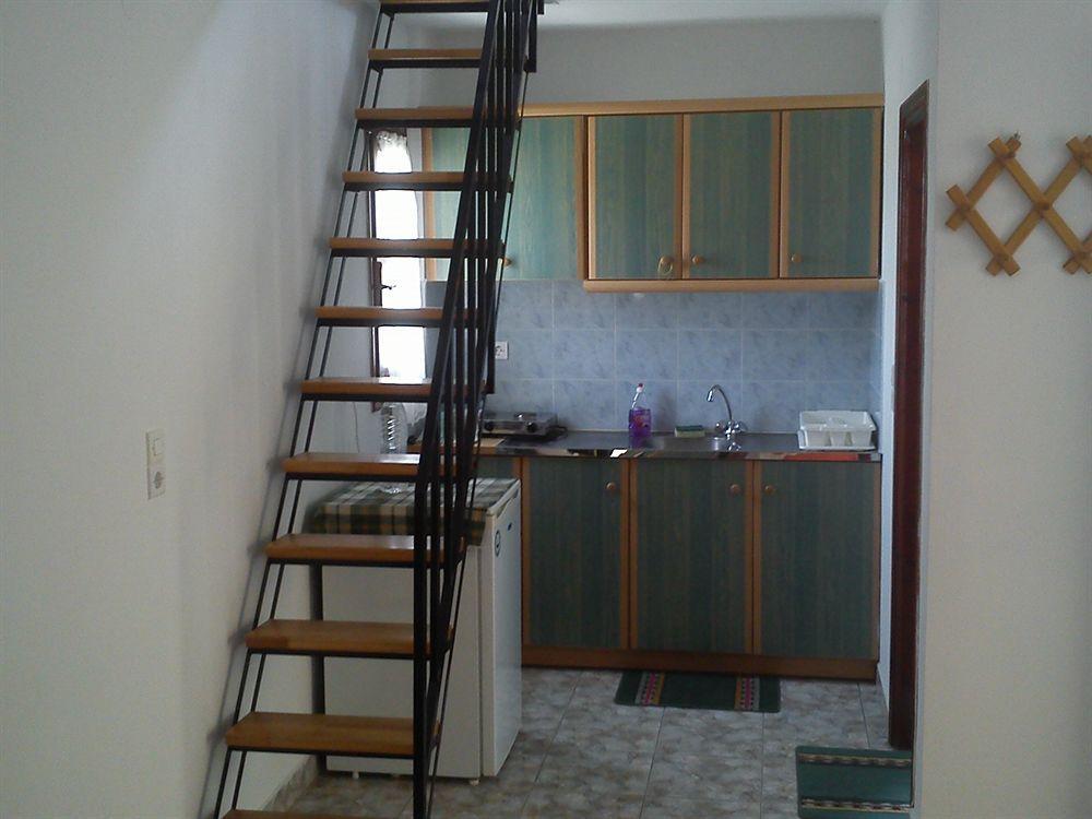 Marina Studios Tilos Luaran gambar