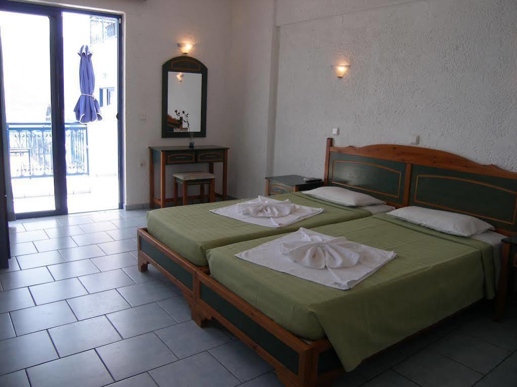 Marina Studios Tilos Luaran gambar